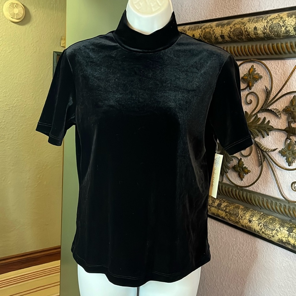 NWT Studio Works Turtleneck Velvet Short Sleeve - Black Sz SP💚
